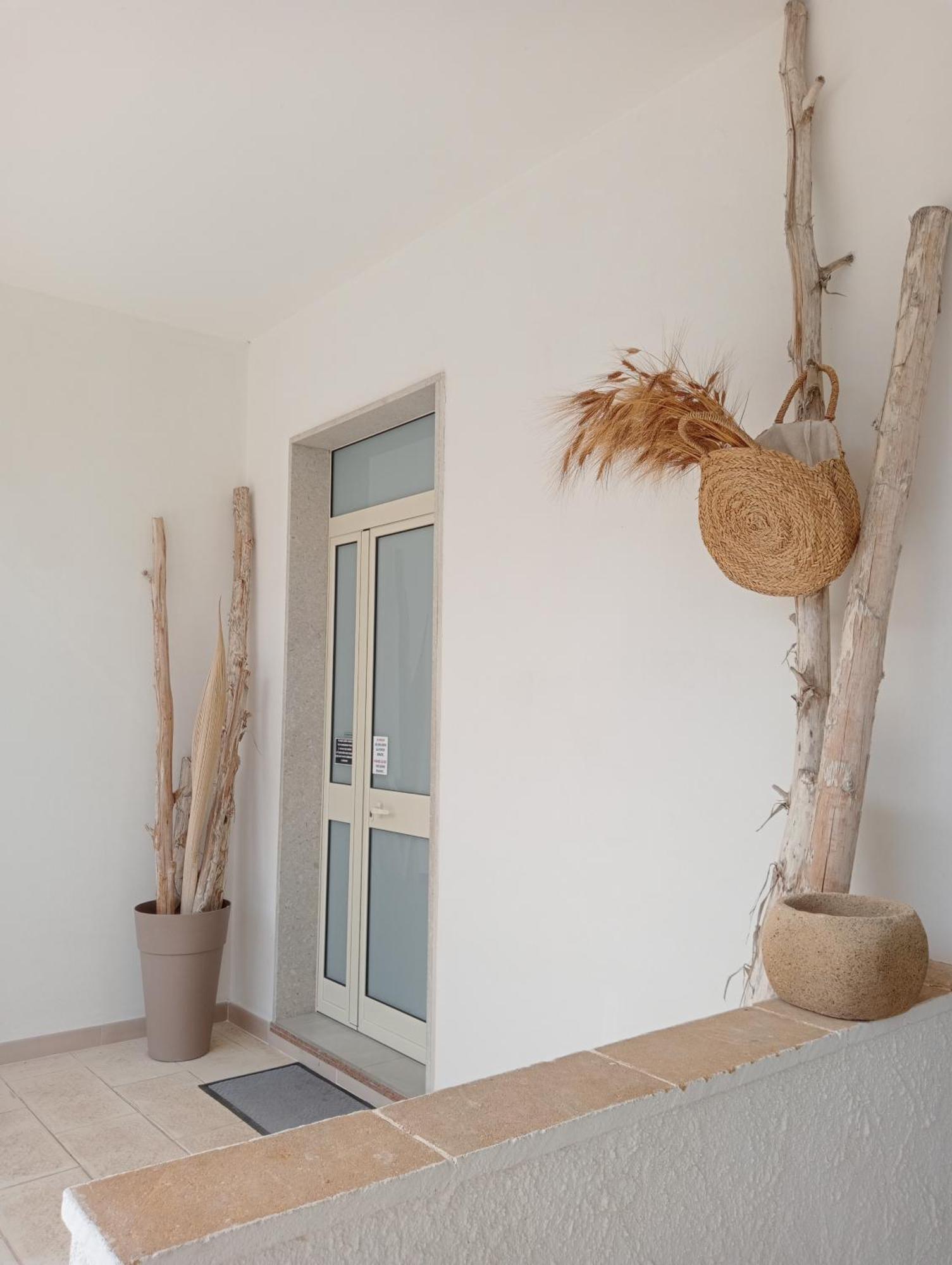 Scogliera Apartments أفولا المظهر الخارجي الصورة